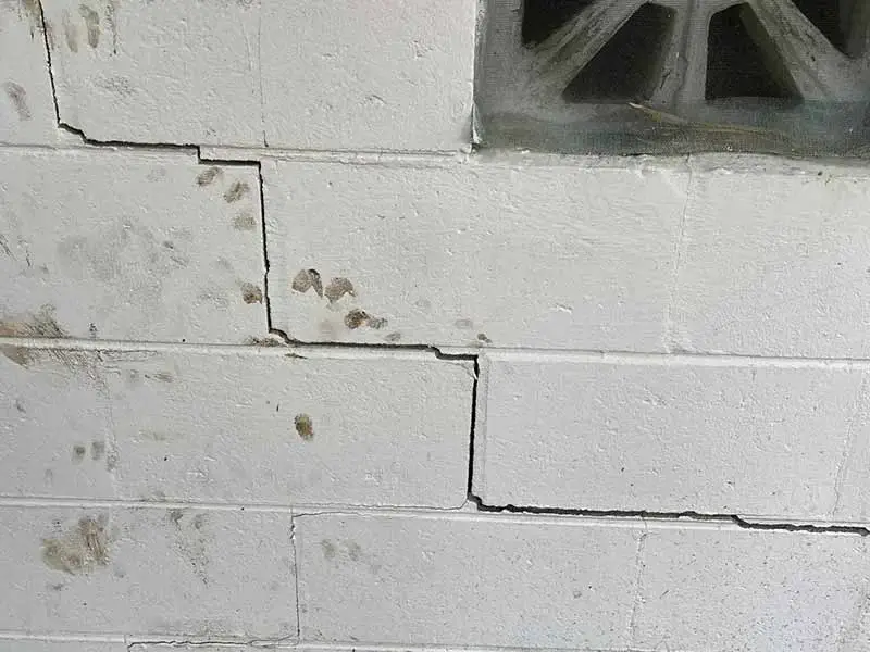 Cracked Wall / Structural Repair Services in Winter Haven